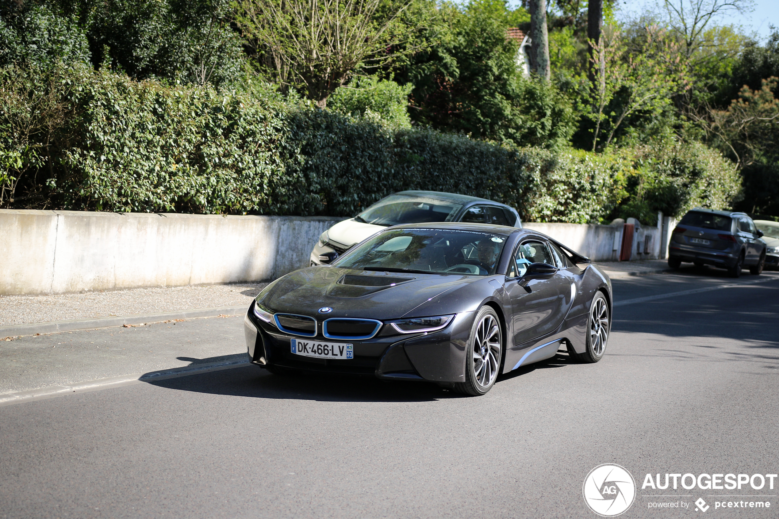 BMW i8