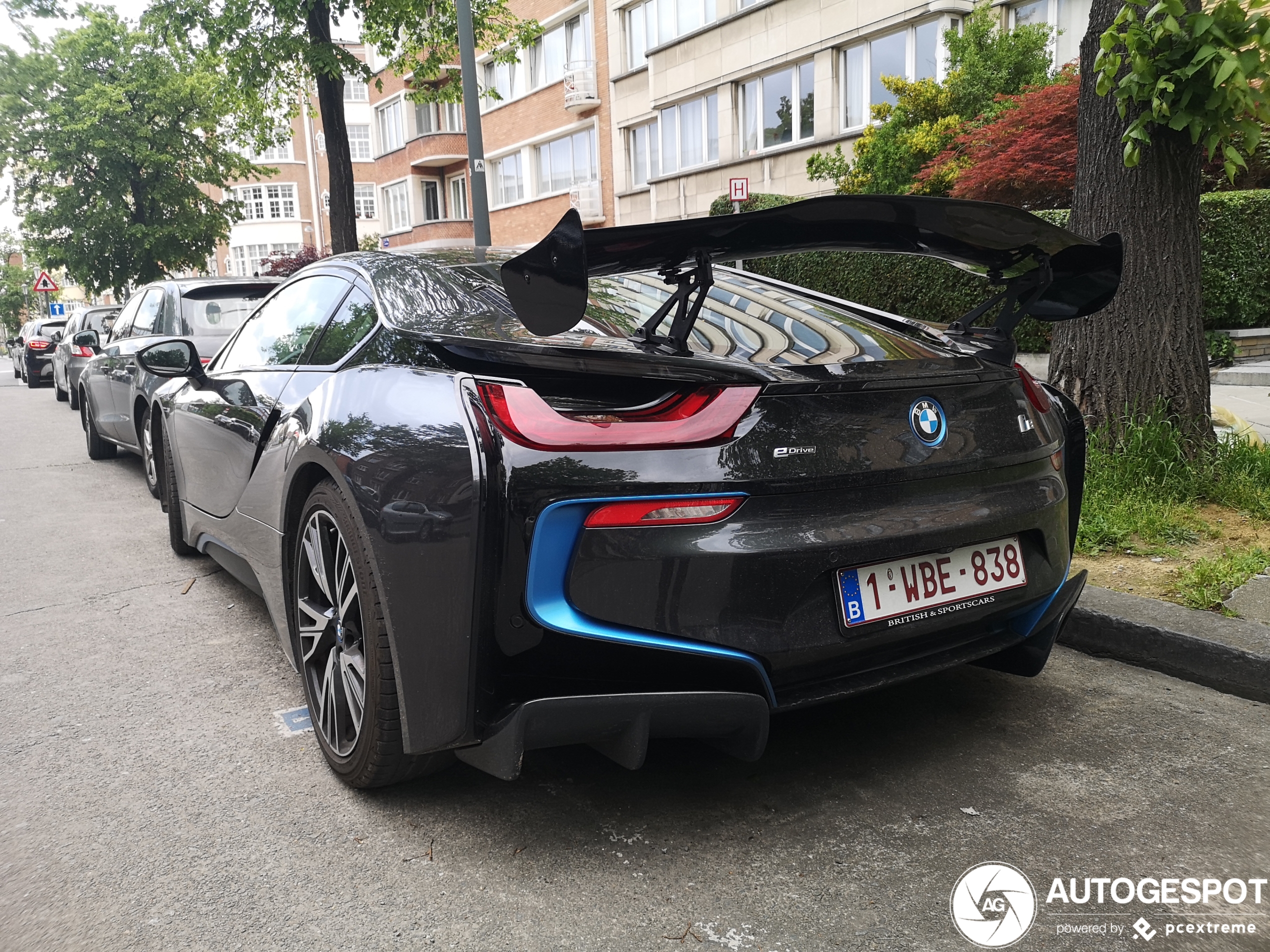 BMW i8