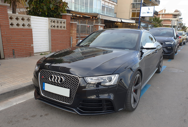 Audi RS5 B8 2012