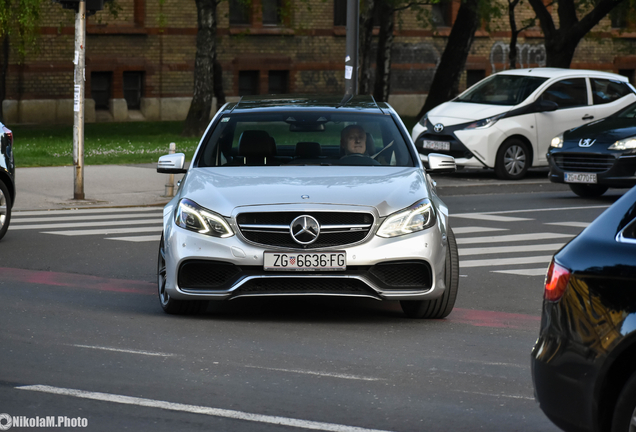 Mercedes-Benz E 63 AMG S W212