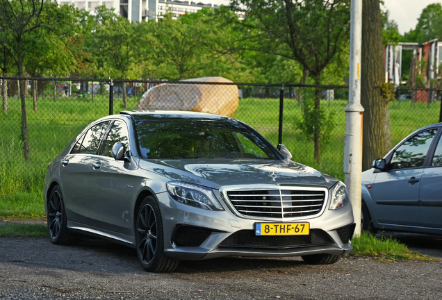 Mercedes-Benz S 63 AMG V222