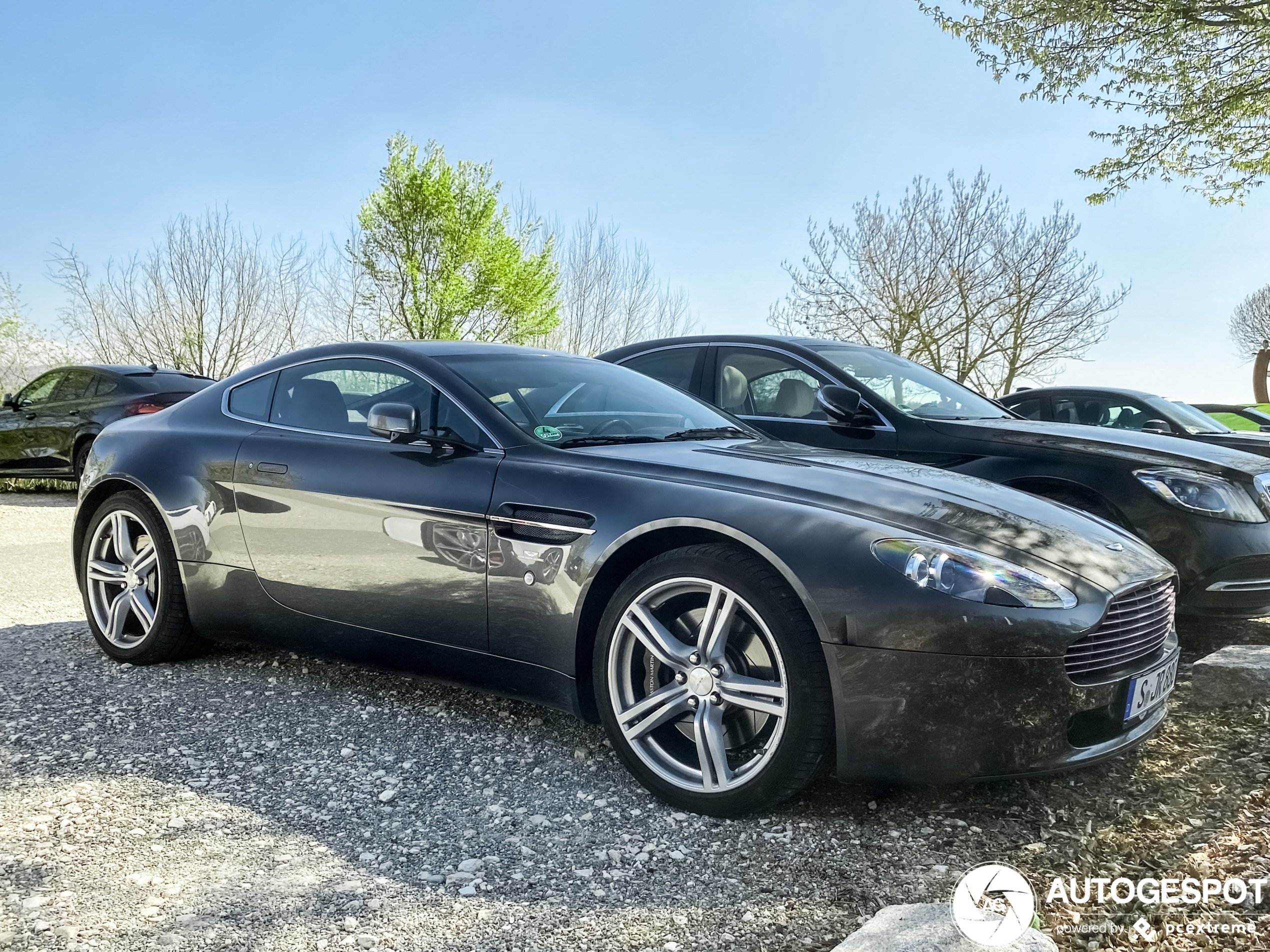 Aston Martin V8 Vantage