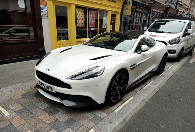 Aston Martin Vanquish 2013