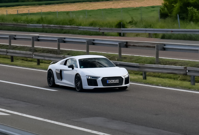 Audi R8 V10 Plus 2015