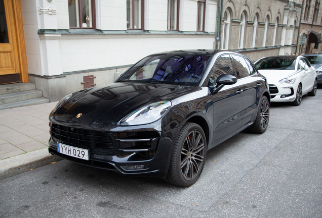 Porsche 95B Macan Turbo