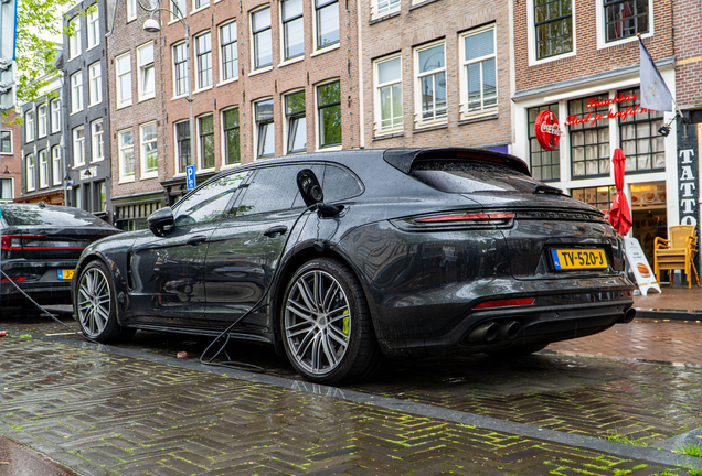 Porsche 971 Panamera Turbo S E-Hybrid Sport Turismo