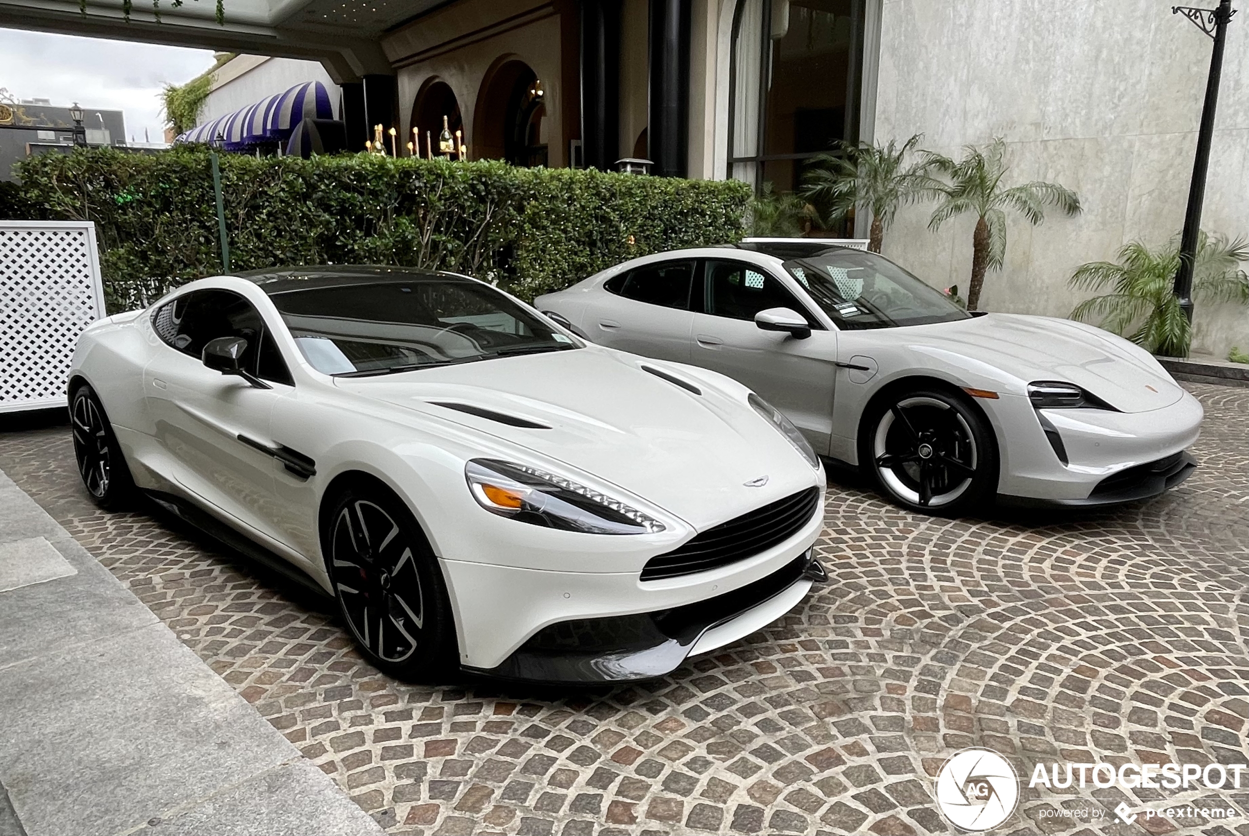 Aston Martin Vanquish 2013