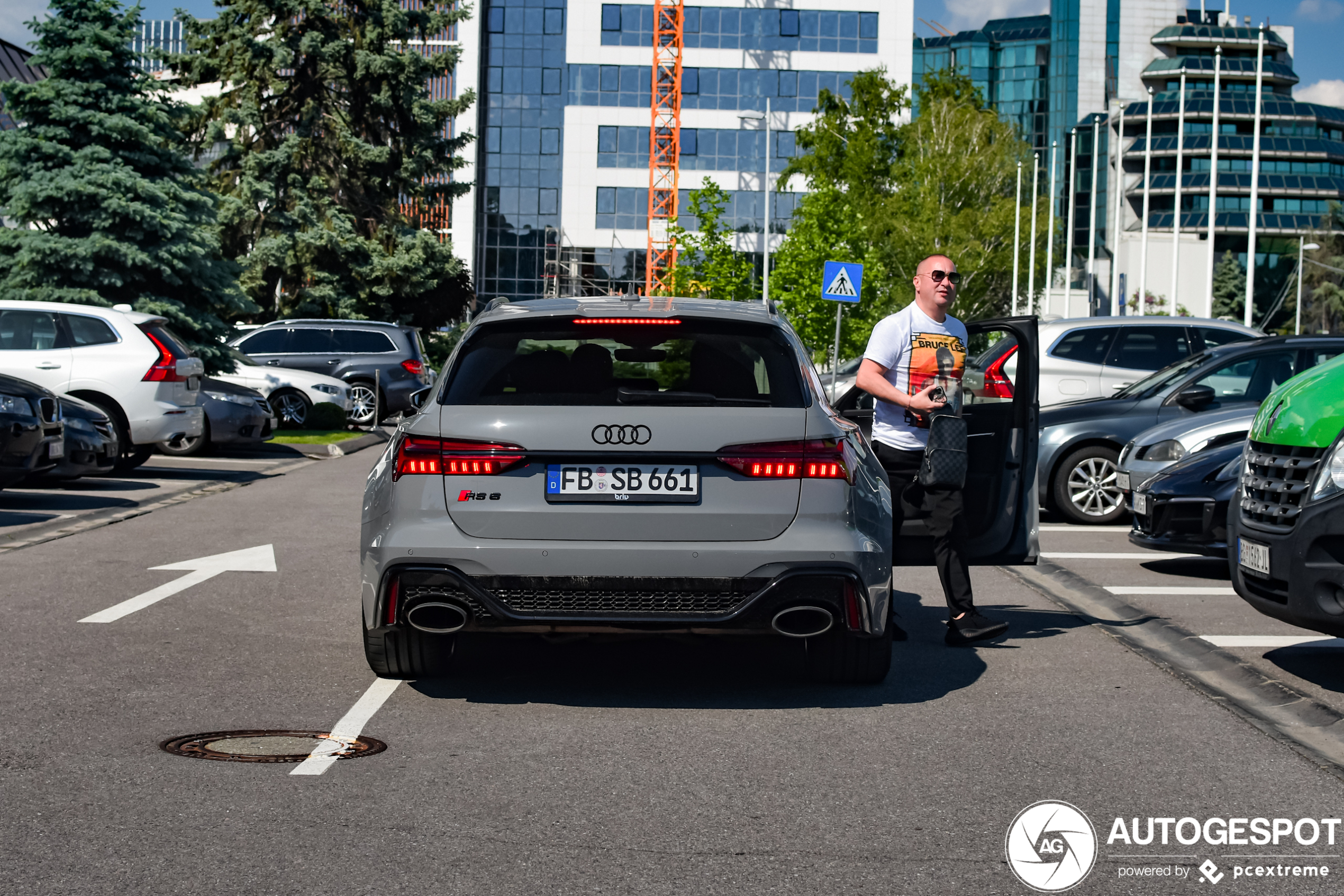 Audi RS6 Avant C8