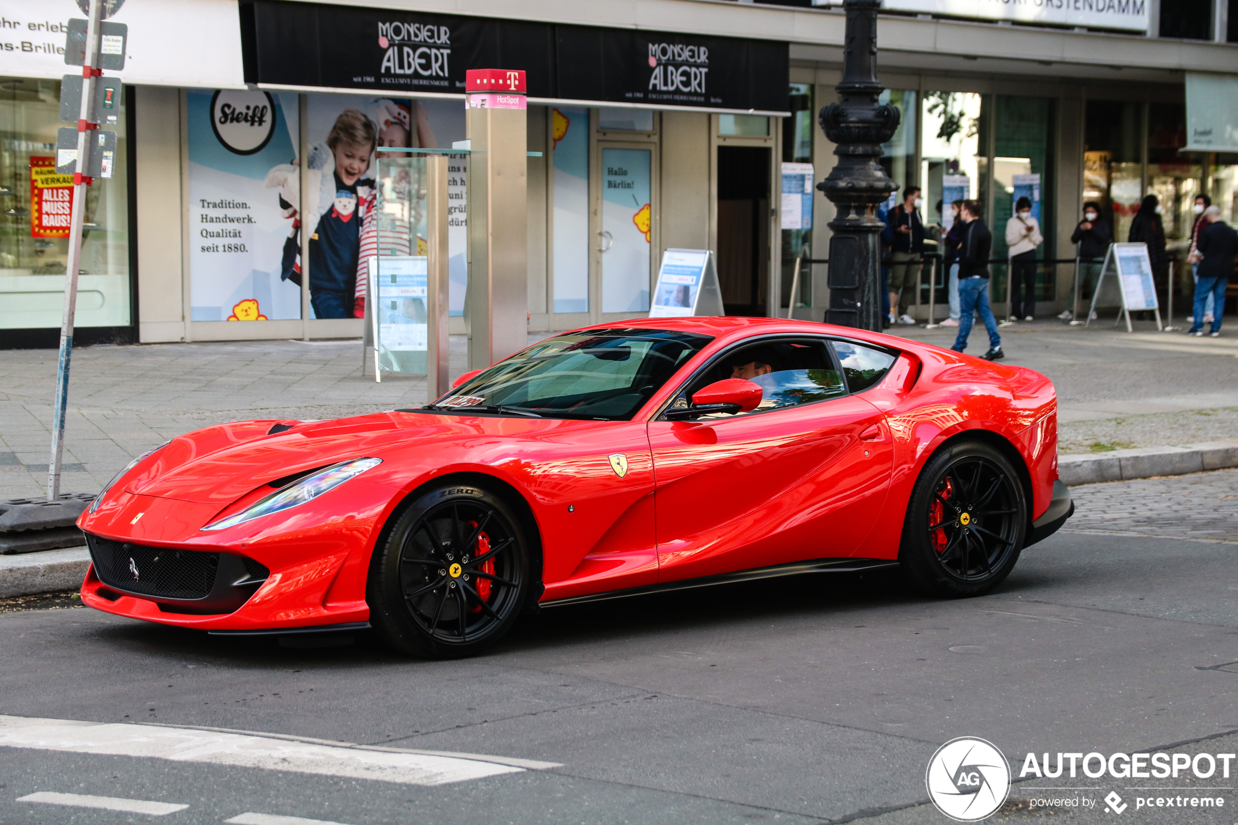 Ferrari 812 Superfast