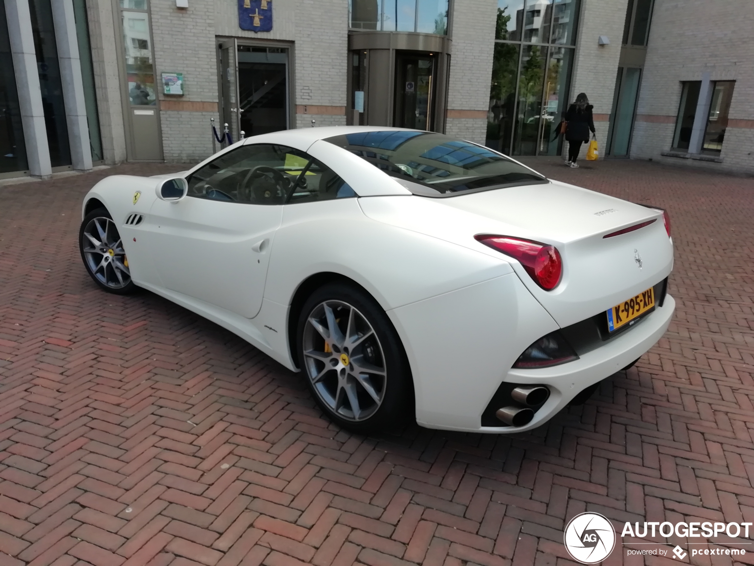 Ferrari California