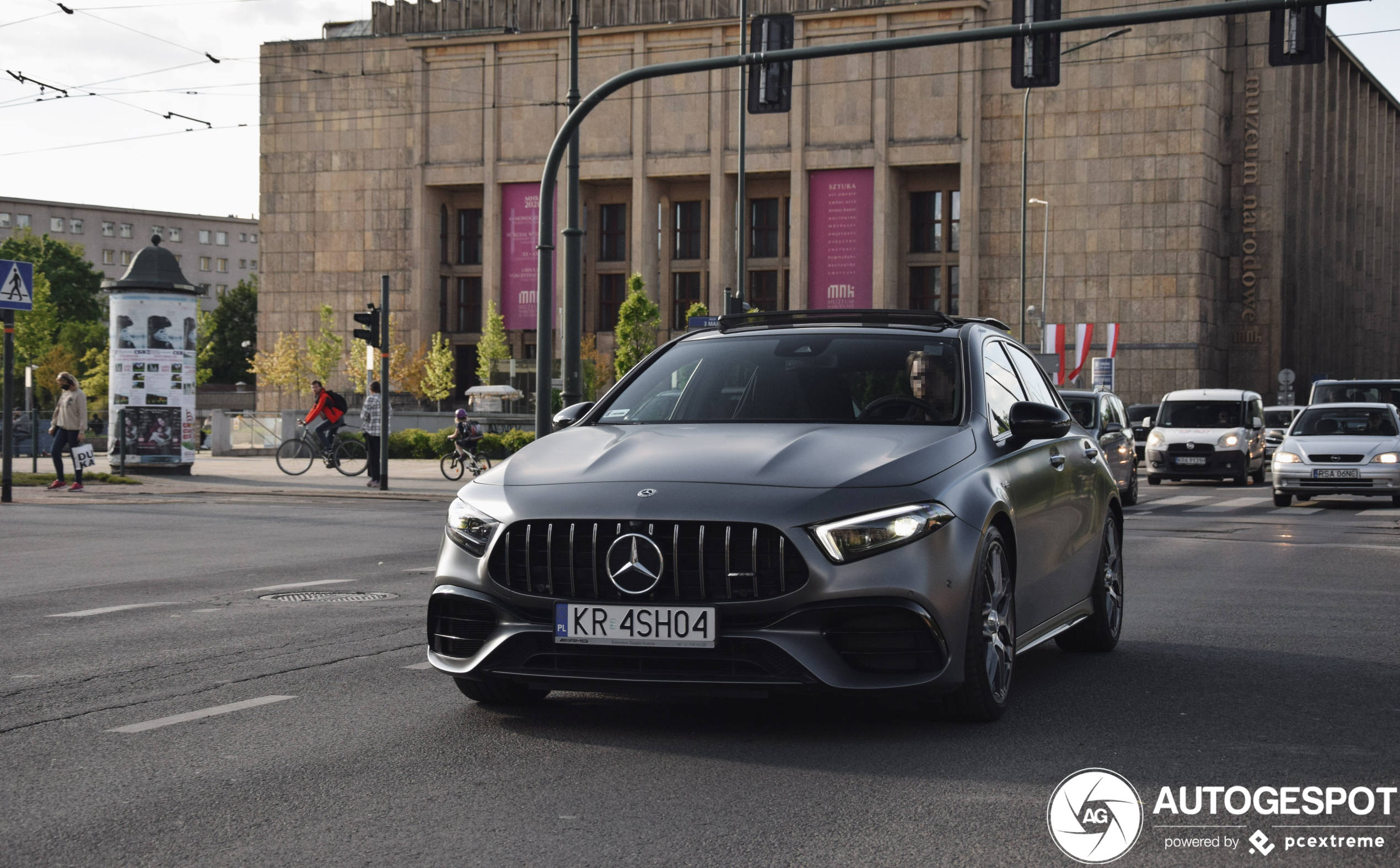 Mercedes-AMG A 45 W177