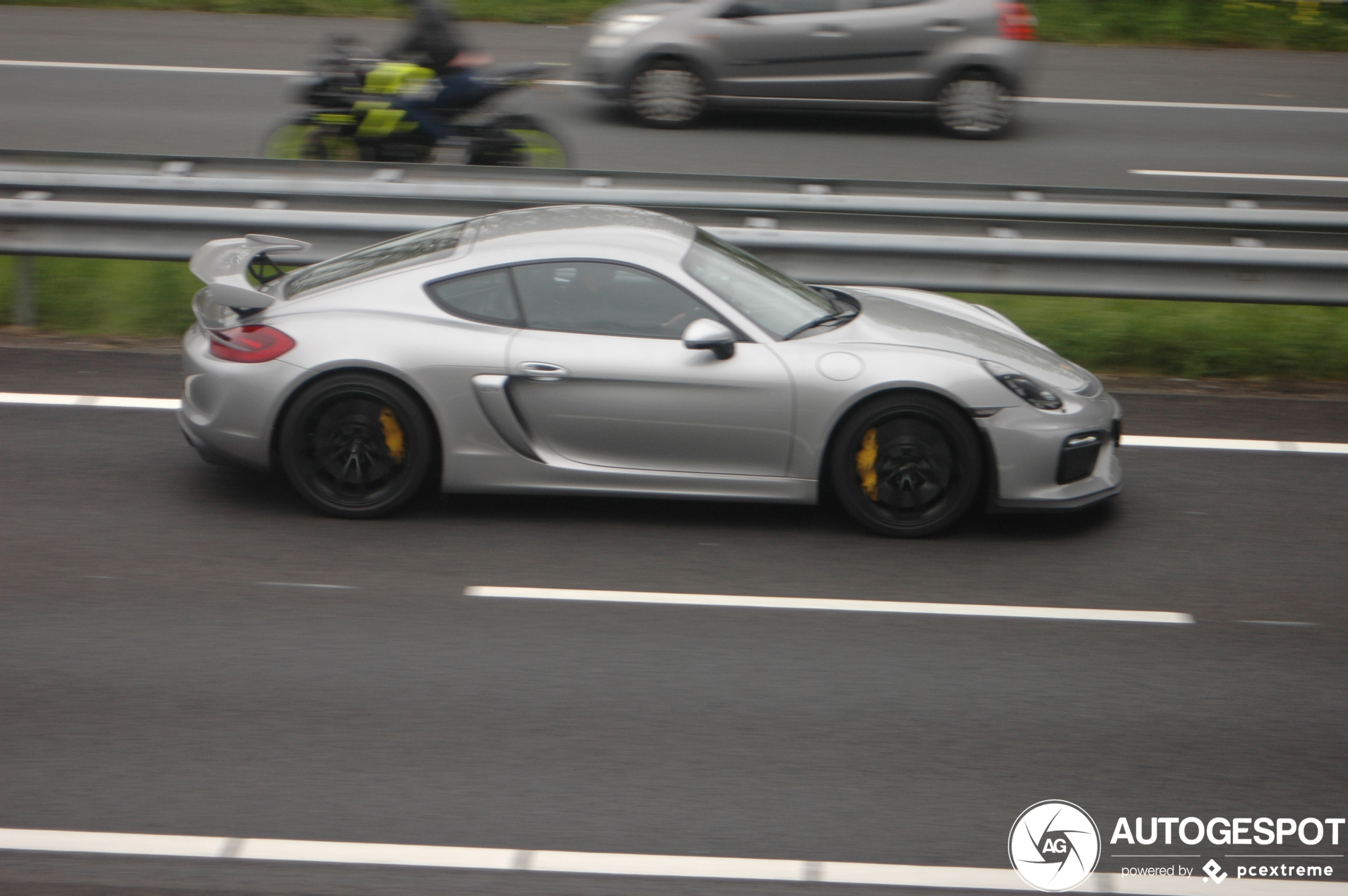 Porsche 981 Cayman GT4