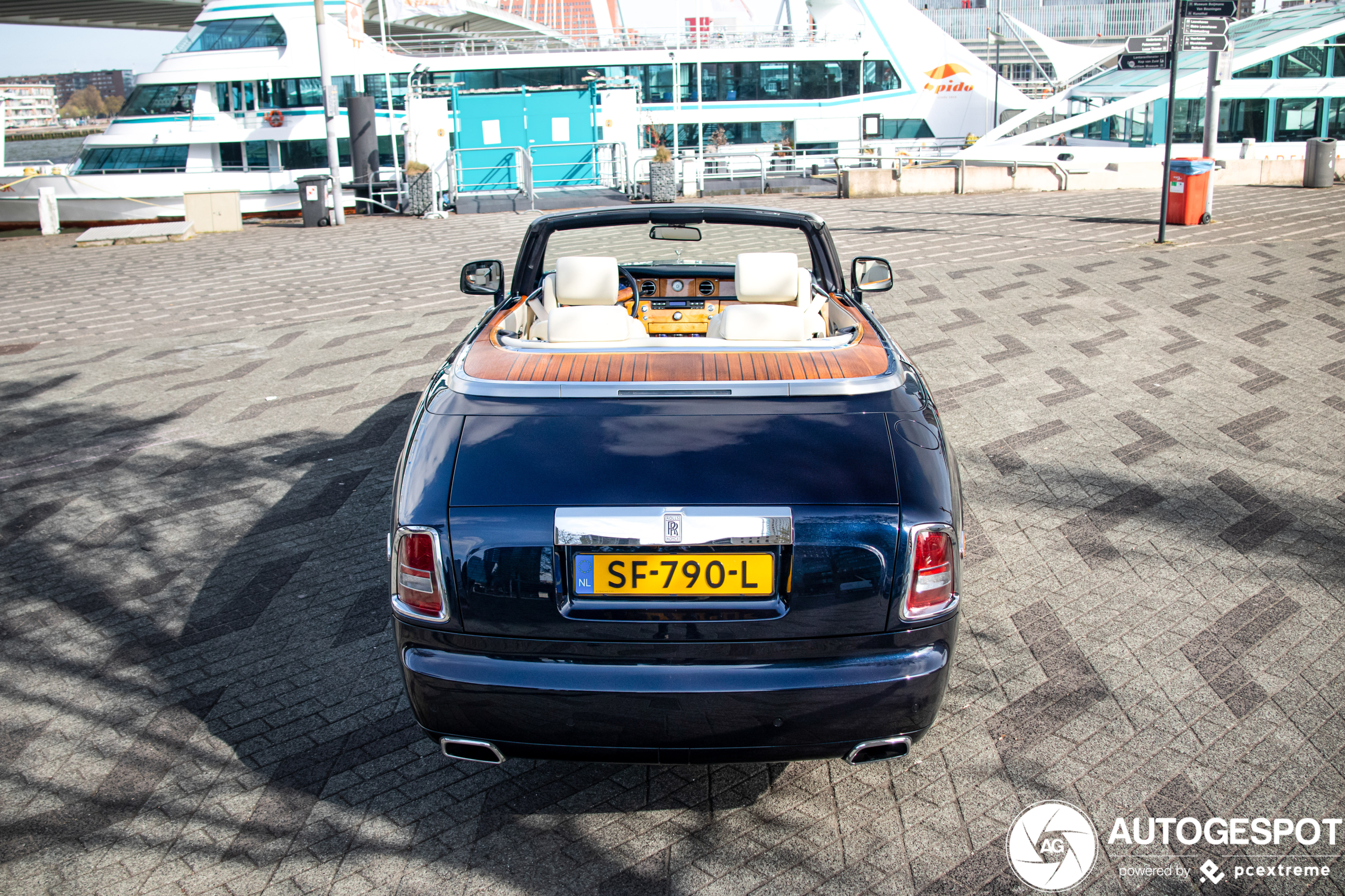 Rolls-Royce Phantom Drophead Coupé