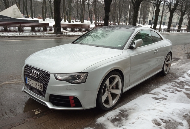 Audi RS5 B8 2012