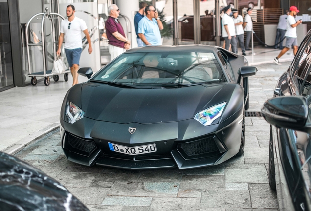 Lamborghini Aventador LP700-4