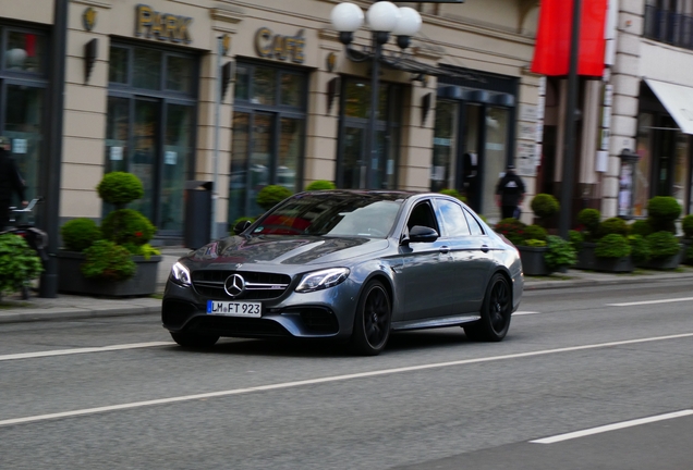 Mercedes-AMG E 63 S W213