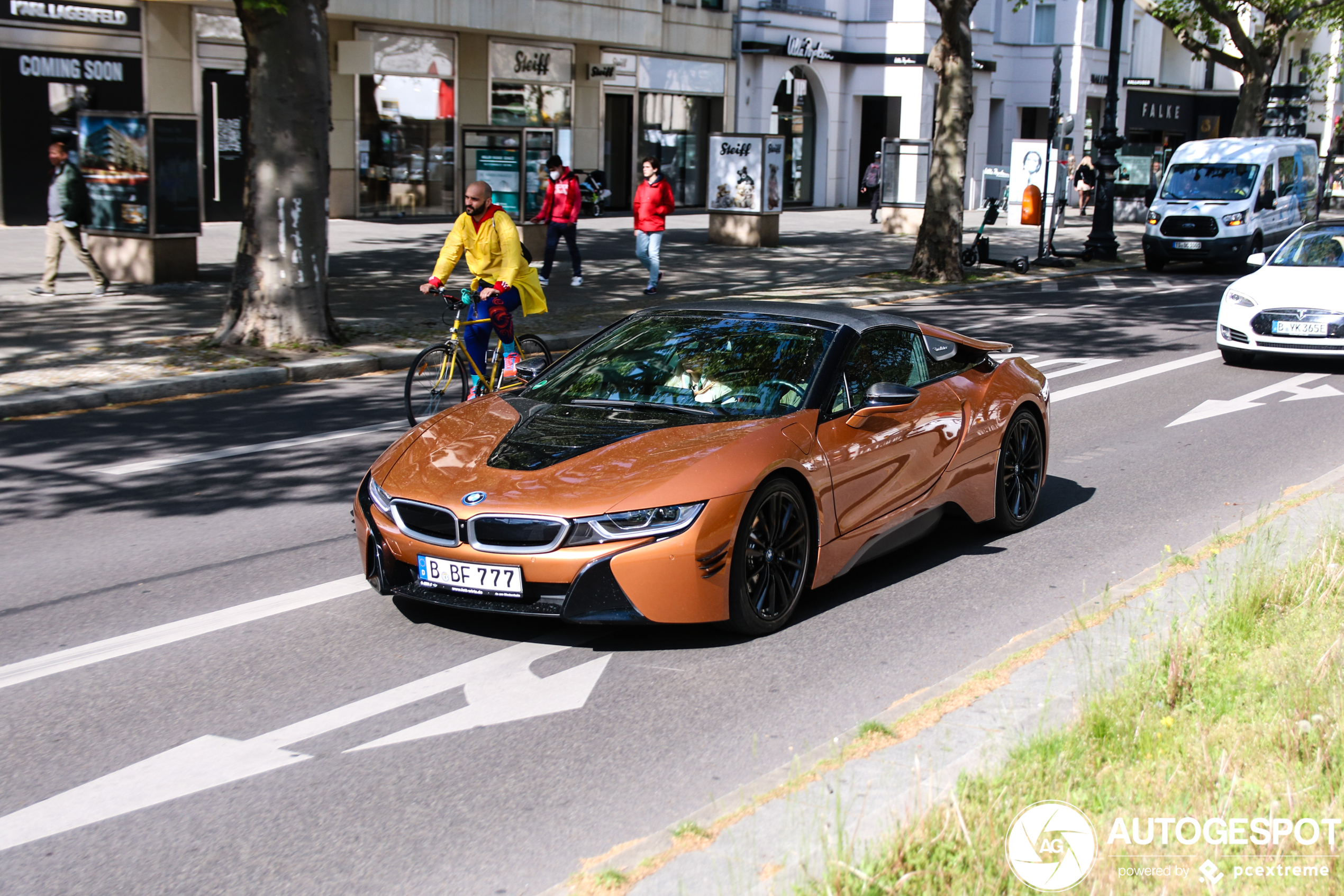 BMW i8 Roadster