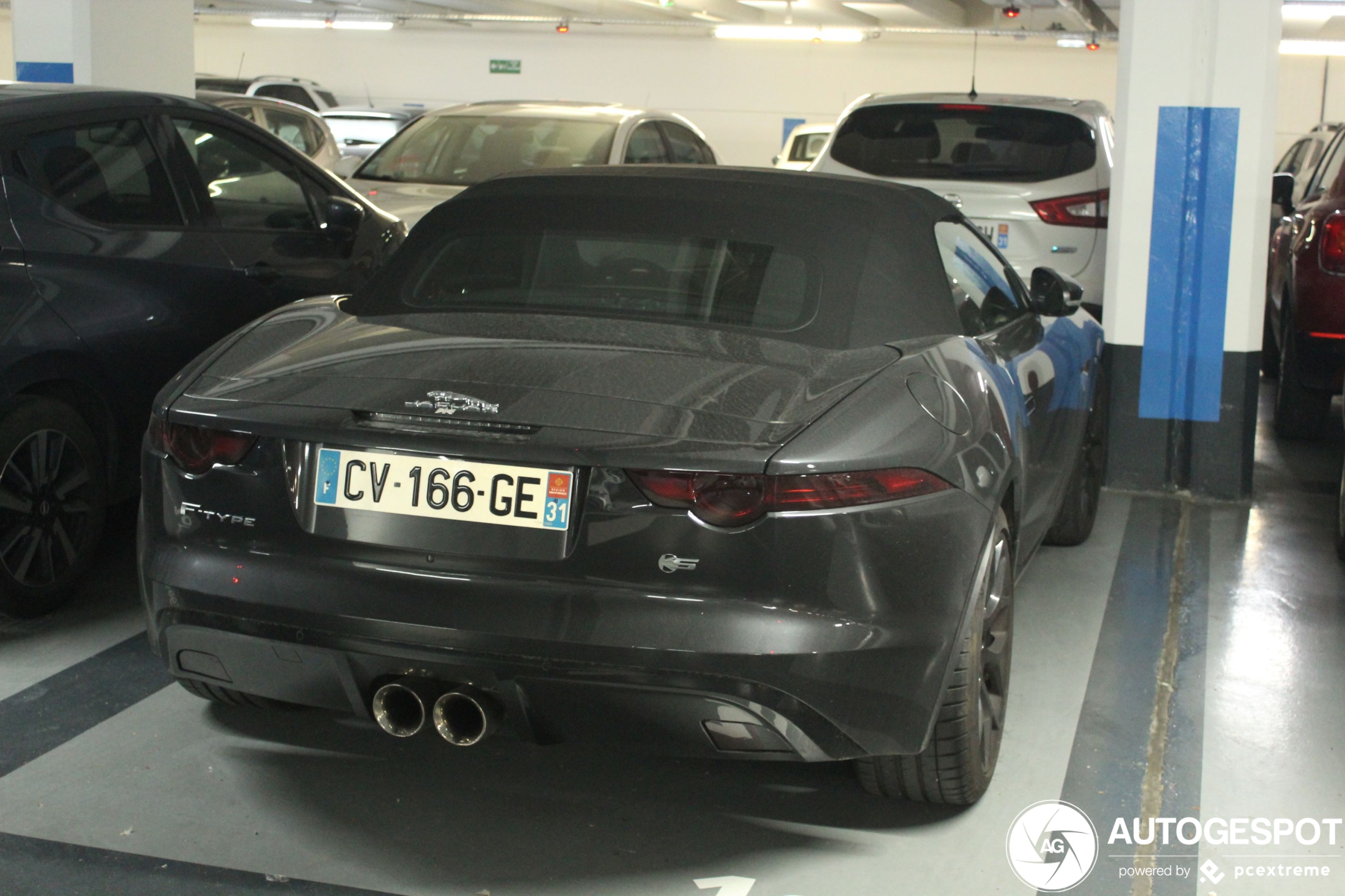 Jaguar F-TYPE S Convertible British Design Edition