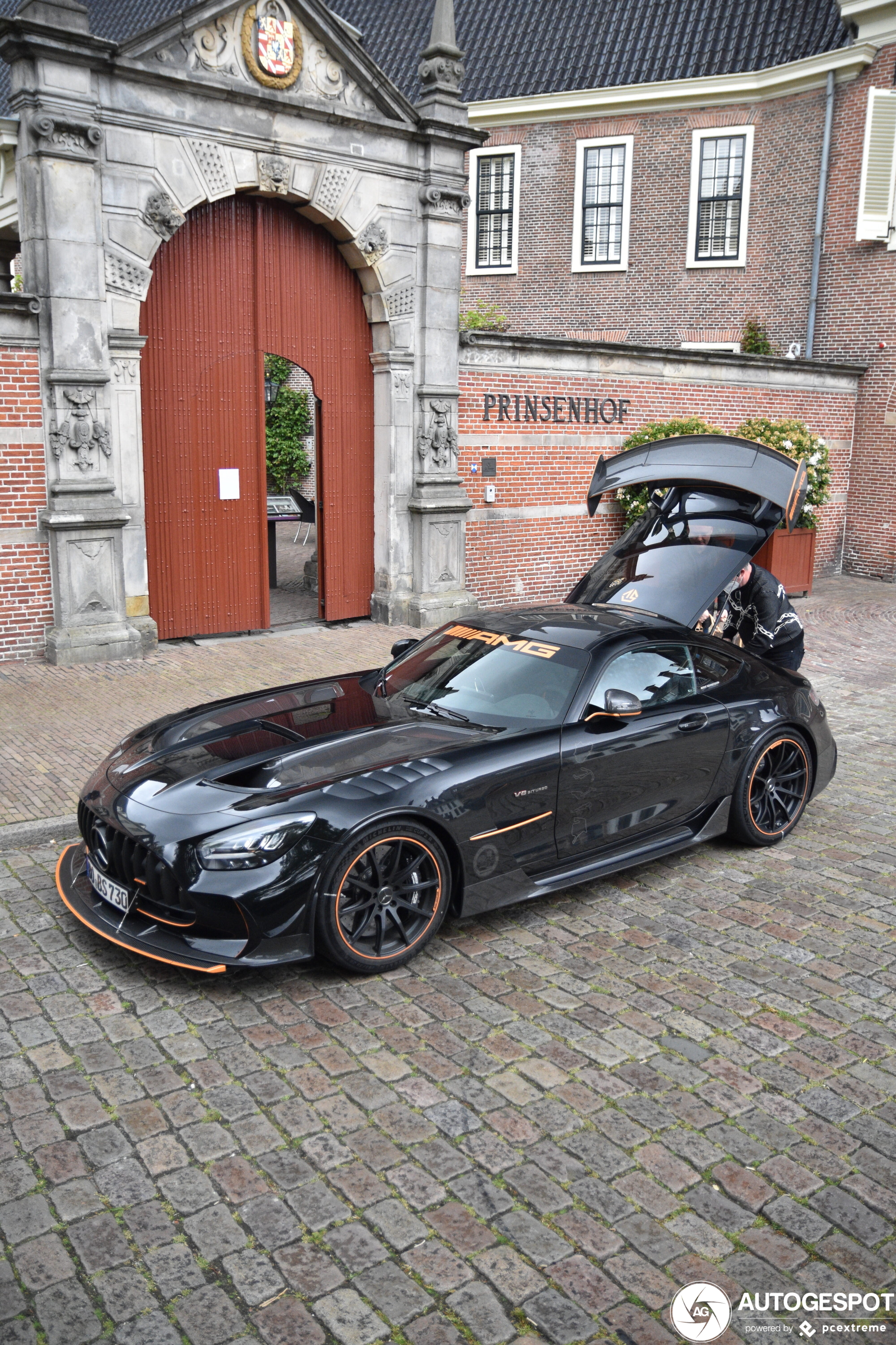 Groningen werd verwend met exclusieve auto's