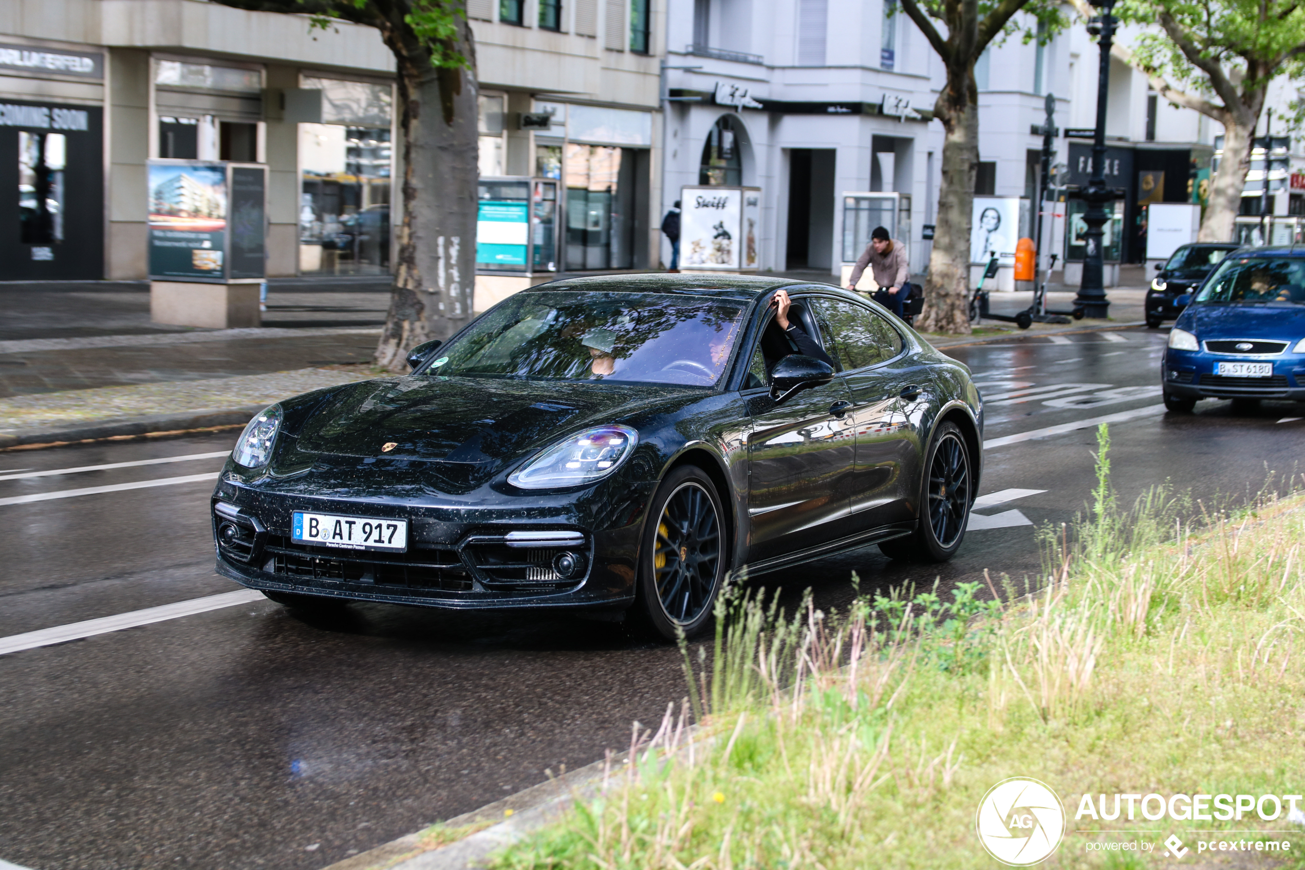 Porsche 971 Panamera Turbo