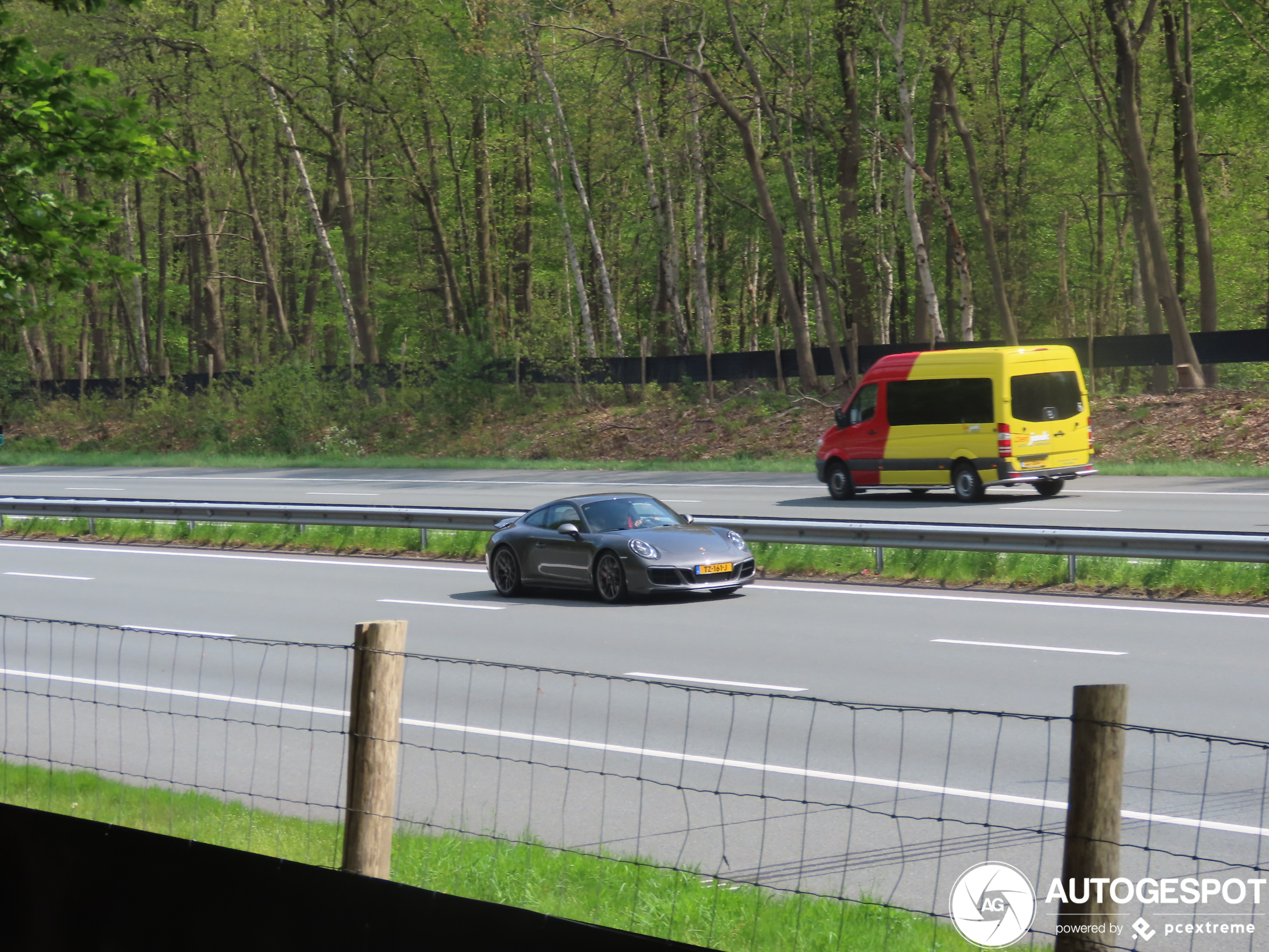 Porsche 991 Carrera 4 GTS MkII