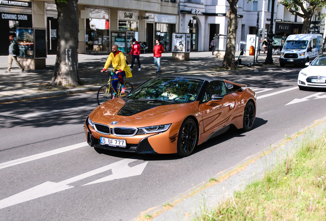 BMW i8 Roadster