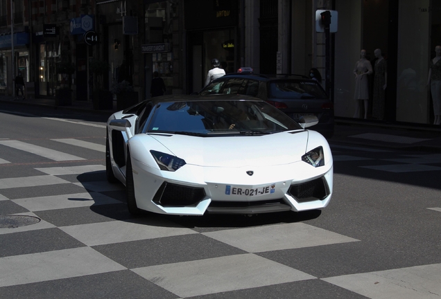 Lamborghini Aventador LP700-4