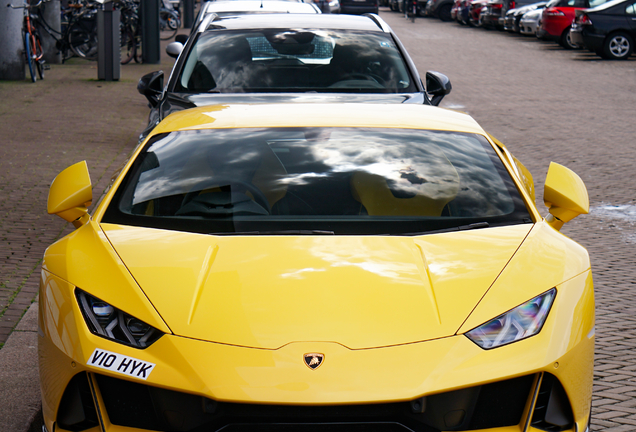 Lamborghini Huracán LP640-4 EVO