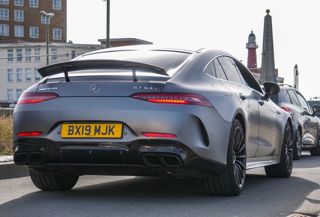 Mercedes-AMG GT 63 S X290