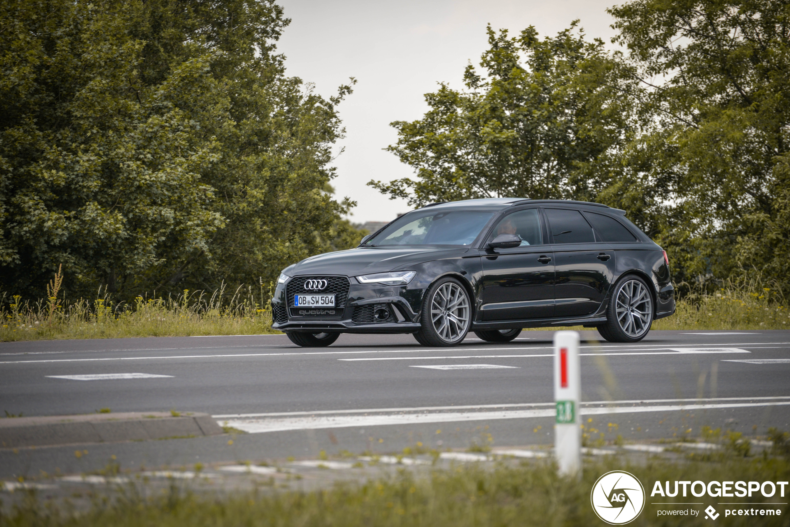 Audi RS6 Avant C7 2015