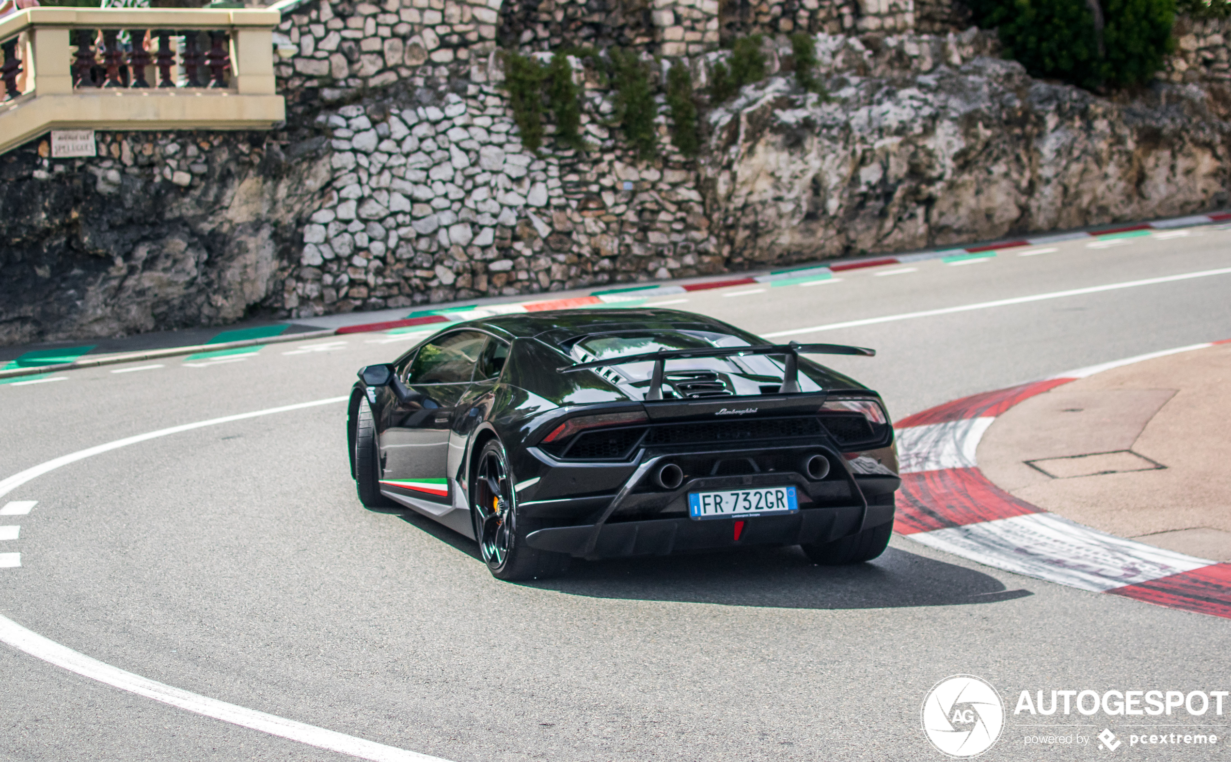 Lamborghini Huracán LP640-4 Performante