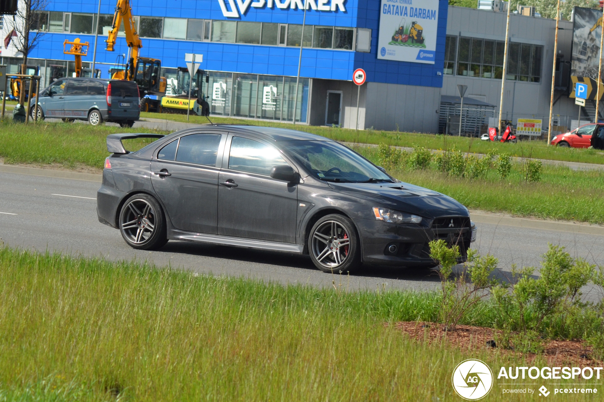 Mitsubishi Lancer Evolution X