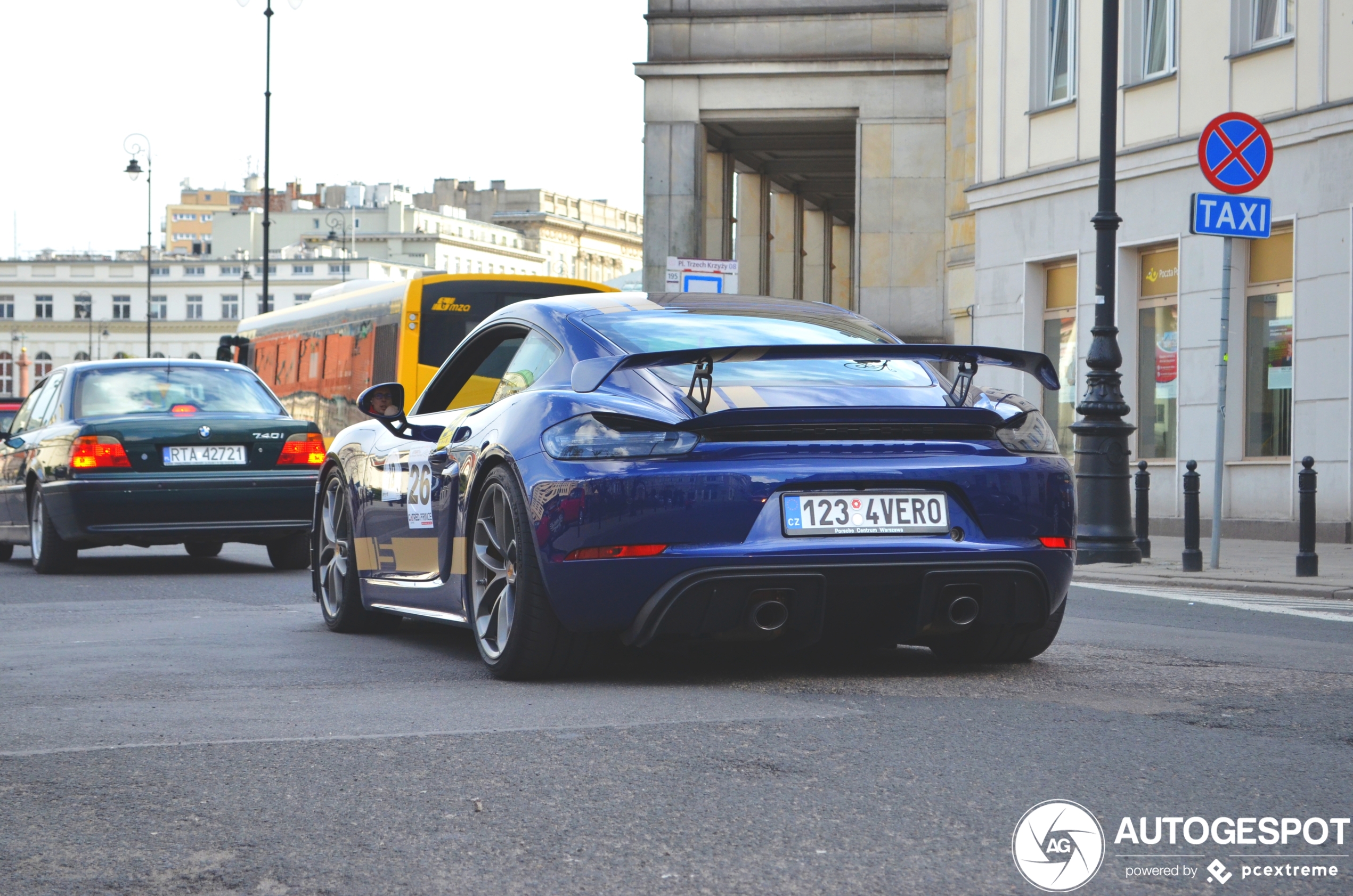 Porsche 718 Cayman GT4