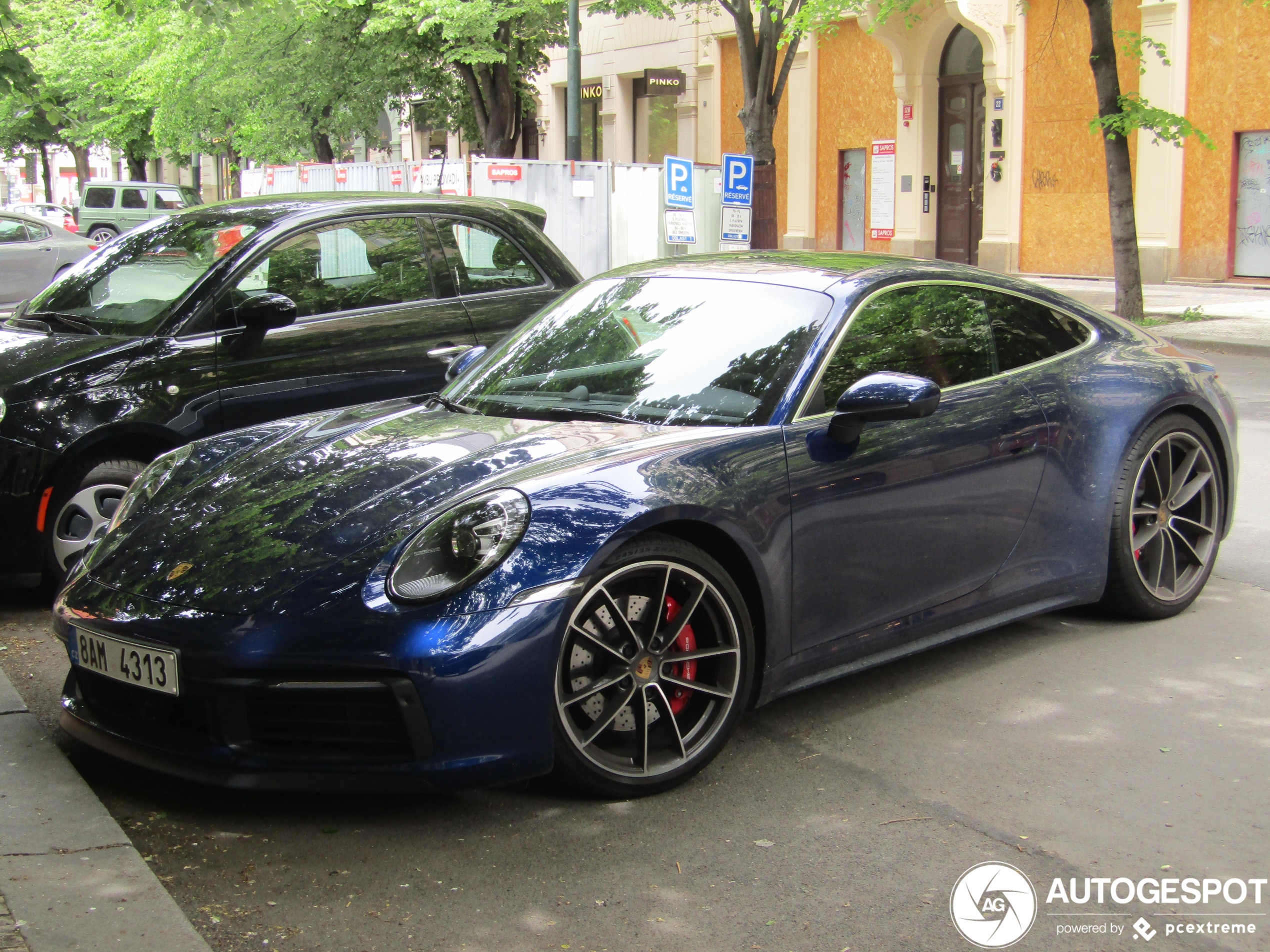 Porsche 992 Carrera 4S