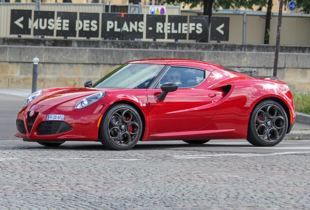 Alfa Romeo 4C Launch Edition