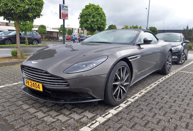 Aston Martin DB11 V8 Volante