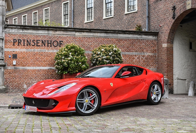 Ferrari 812 Superfast