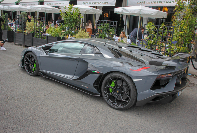 Lamborghini Aventador LP770-4 SVJ