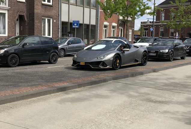 Lamborghini Huracán LP640-4 EVO Spyder