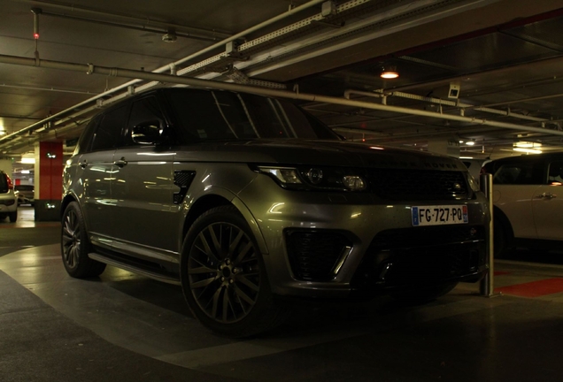 Land Rover Range Rover Sport SVR