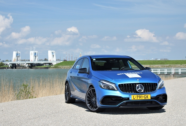 Mercedes-AMG A 45 W176 2015