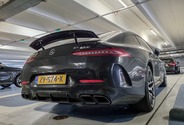 Mercedes-AMG GT 63 S X290