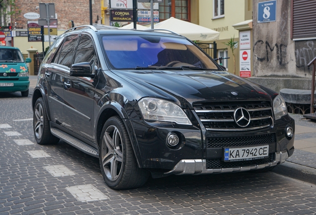 Mercedes-Benz ML 63 AMG 10th Anniversary