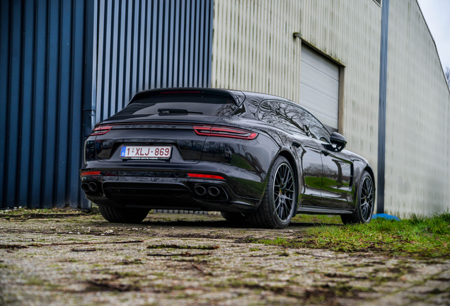 Porsche 971 Panamera Turbo S E-Hybrid Sport Turismo