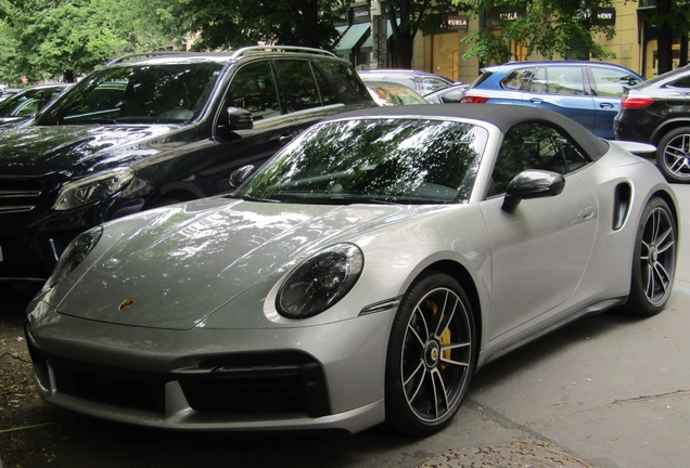 Porsche 992 Turbo S Cabriolet