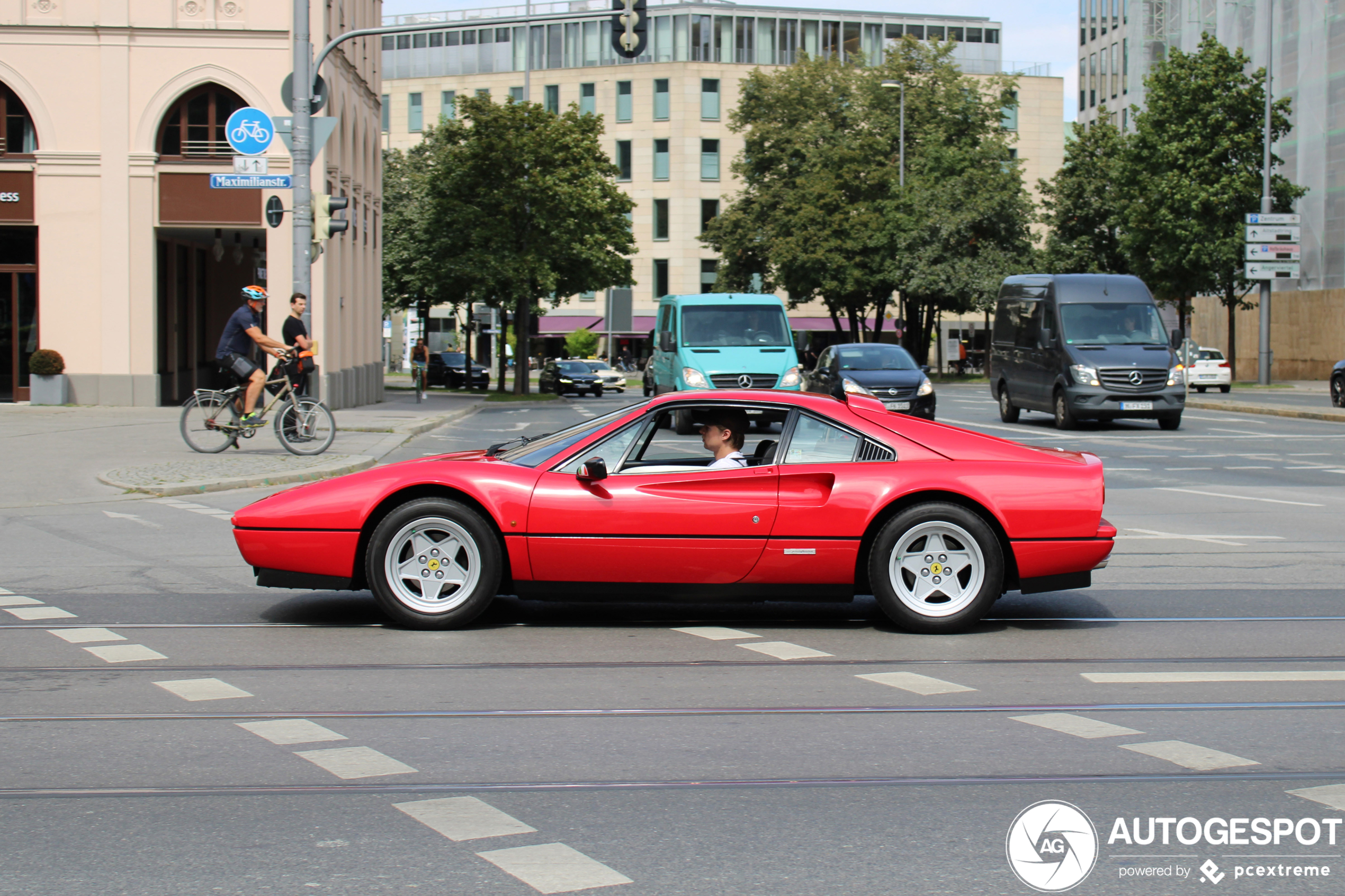 Ferrari 328 GTB