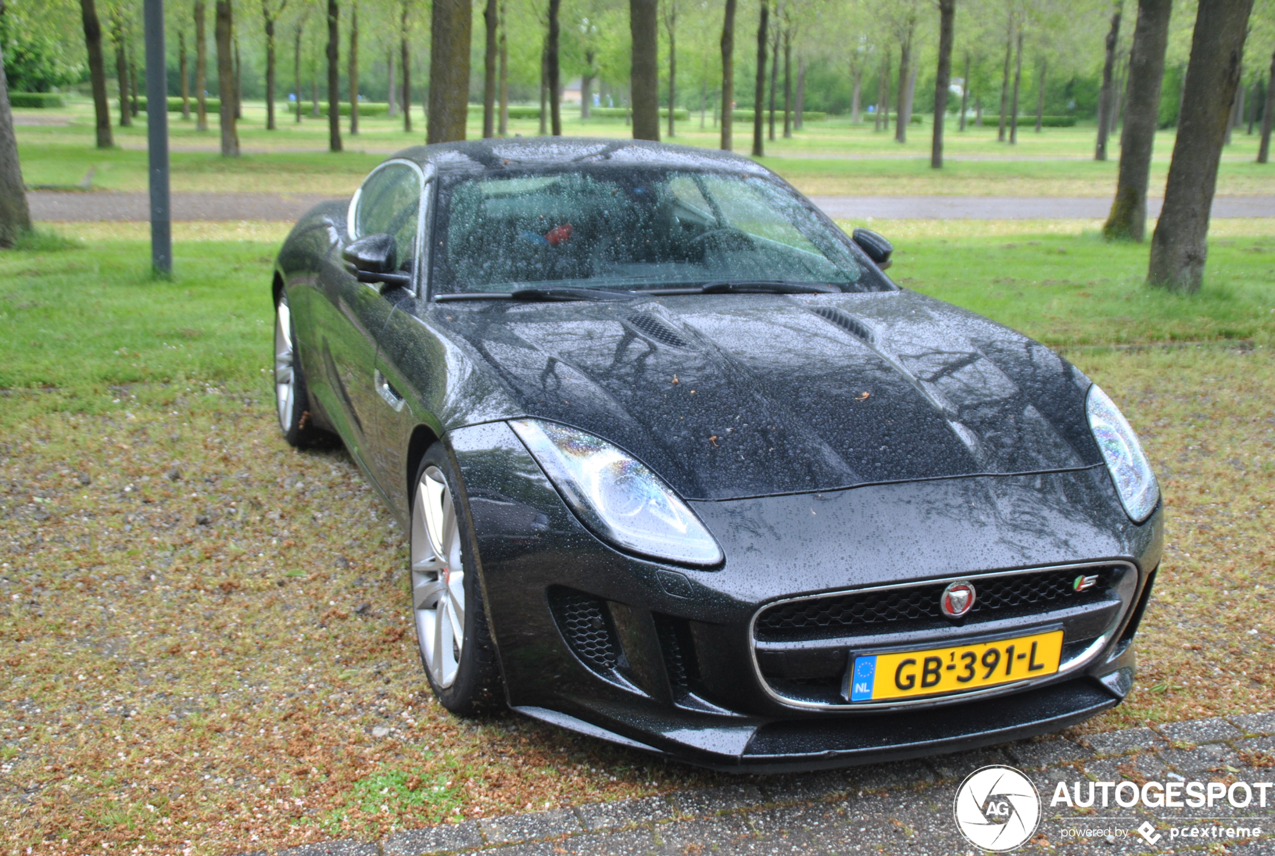 Jaguar F-TYPE S Coupé