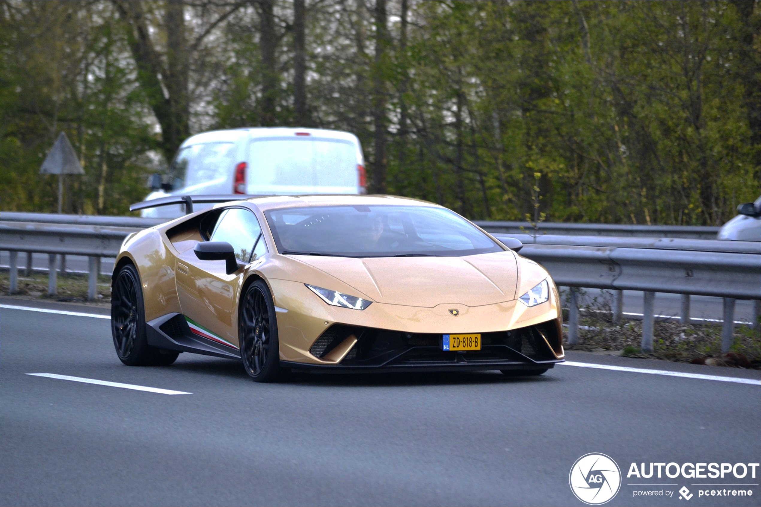 Lamborghini Huracán LP640-4 Performante