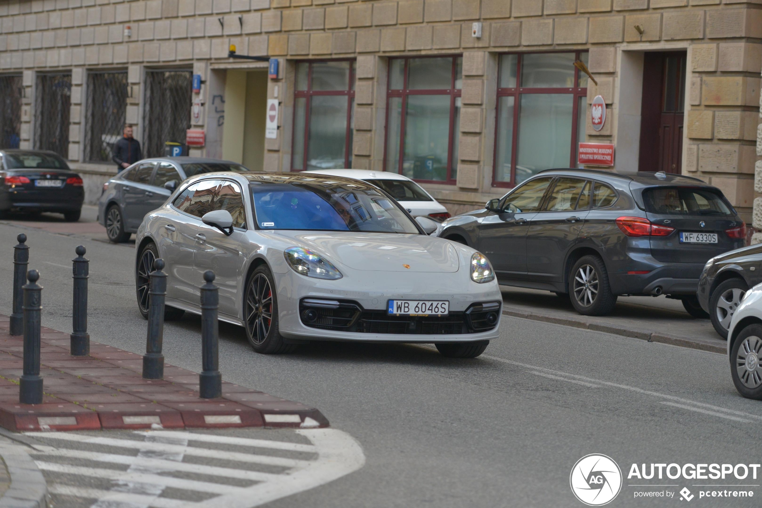 Porsche 971 Panamera Turbo Sport Turismo