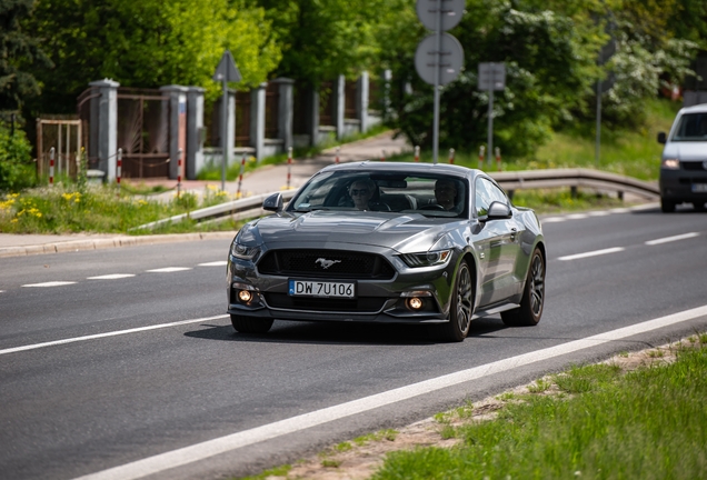 Ford Mustang GT 2015